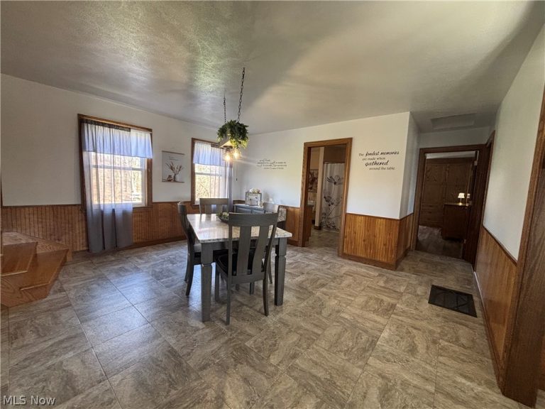 11364 Brosius Road, Garrettsville, OH - Photo 4