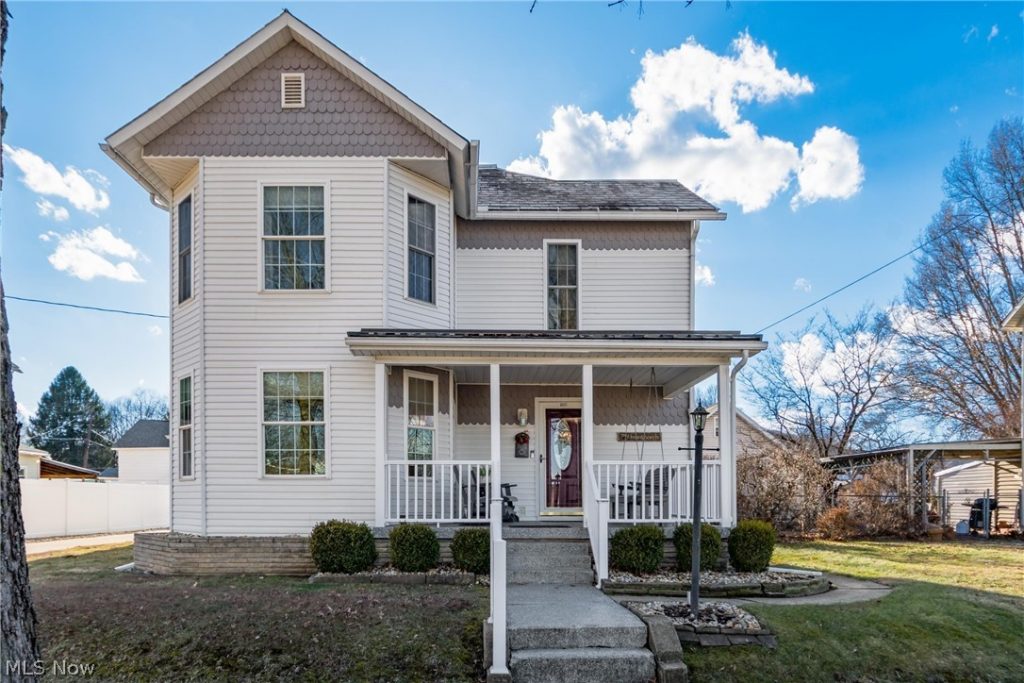 1309 Main Street, Dresden, OH