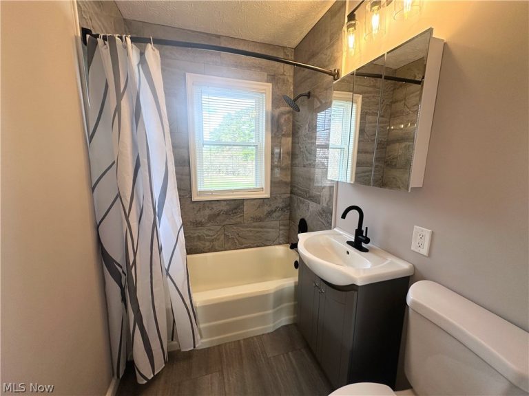 6332 State Road, Parma, OH - Photo 8