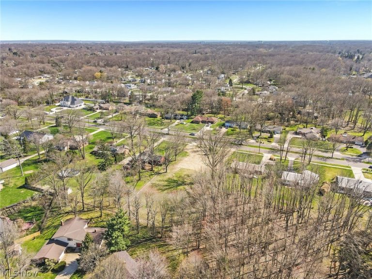 27050 Hilliard Boulevard, Westlake, OH - Photo 6
