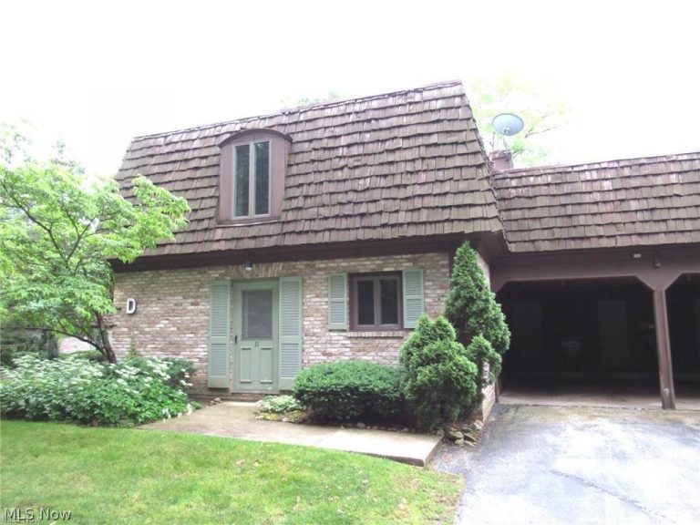 200 Granger Road #11, Medina, OH, 44256