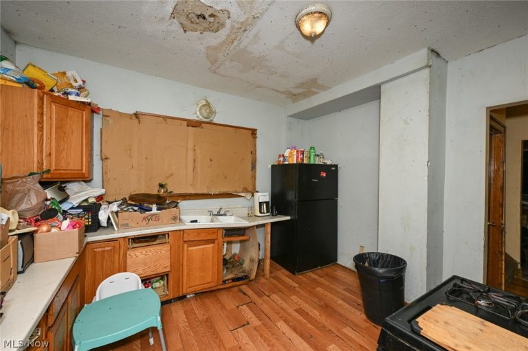 600 Brown Street, Akron, OH - Photo 6