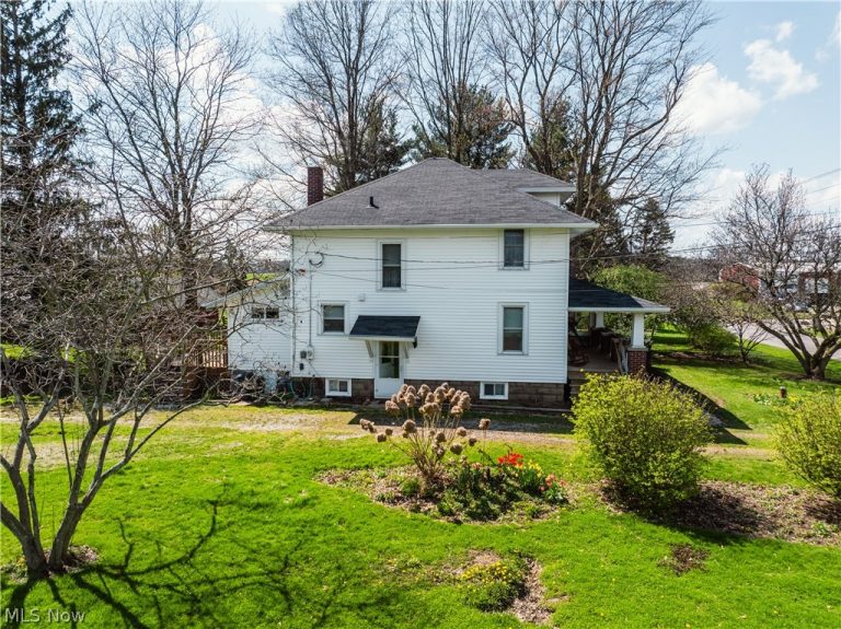 2483 Steiner Road, Creston, OH - Photo 5