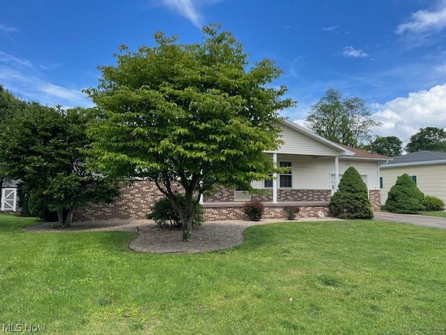 287 Meadowlark Drive, Williamstown, WV - Photo 2