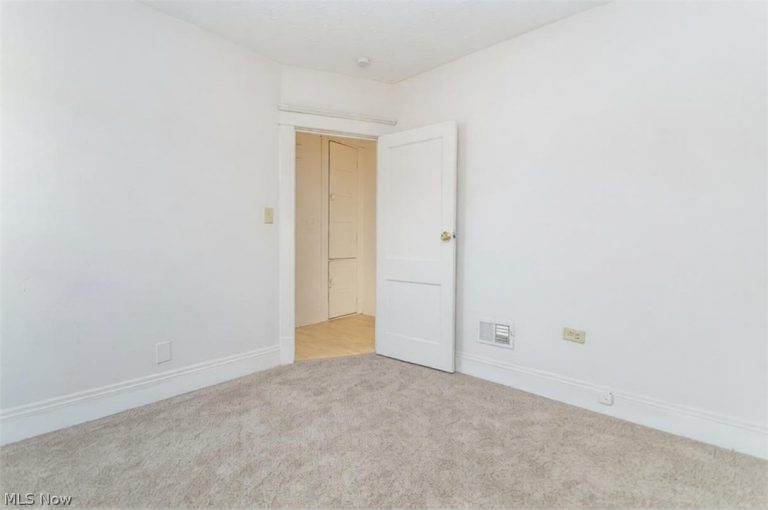 10715 Elmarge Avenue, Cleveland, OH - Photo 3