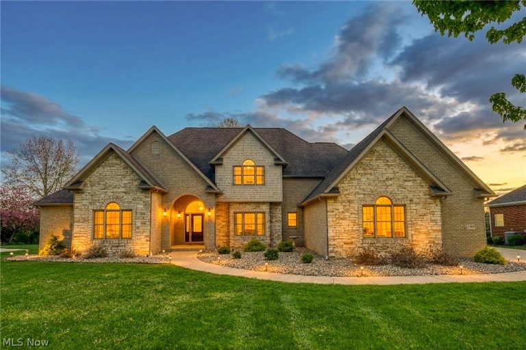 4966 Abbey Church Avenue, Canton, OH - Photo 2