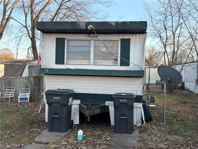 26 11th Street, Dresden, OH - Photo 4
