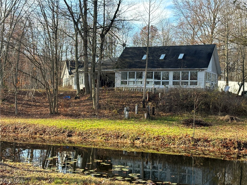 10765 Bell Road, Newbury, OH