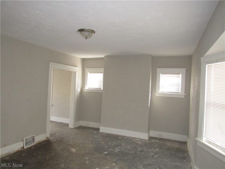 14705 Alder Avenue, East Cleveland, OH - Photo 4