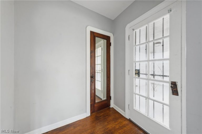 3740 151st Street #UP, Cleveland, OH - Photo 6