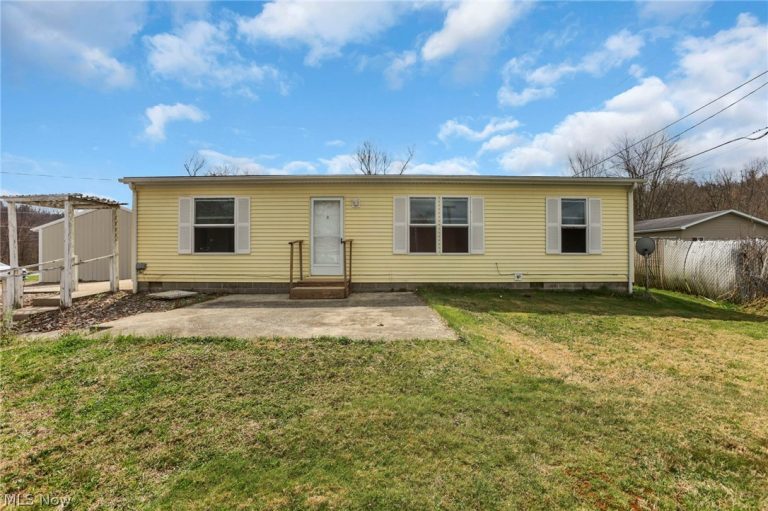 2975 State Route 93 Highway, Crooksville, OH - Photo 2
