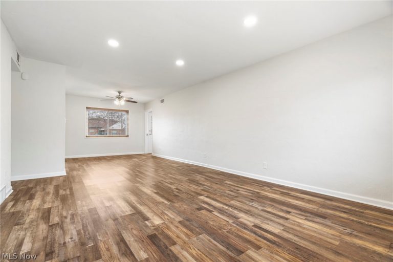 568 Sycamore Drive, Euclid, OH - Photo 6