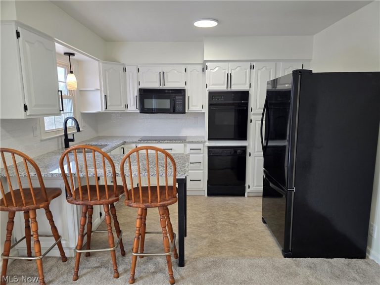 52 Meadow Ln Circle, Parkersburg, WV - Photo 4