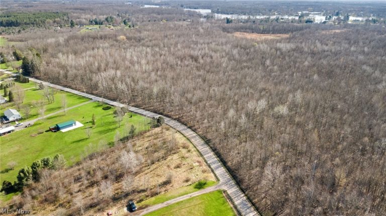 Knowlton Road, Rock Creek, OH - Photo 5