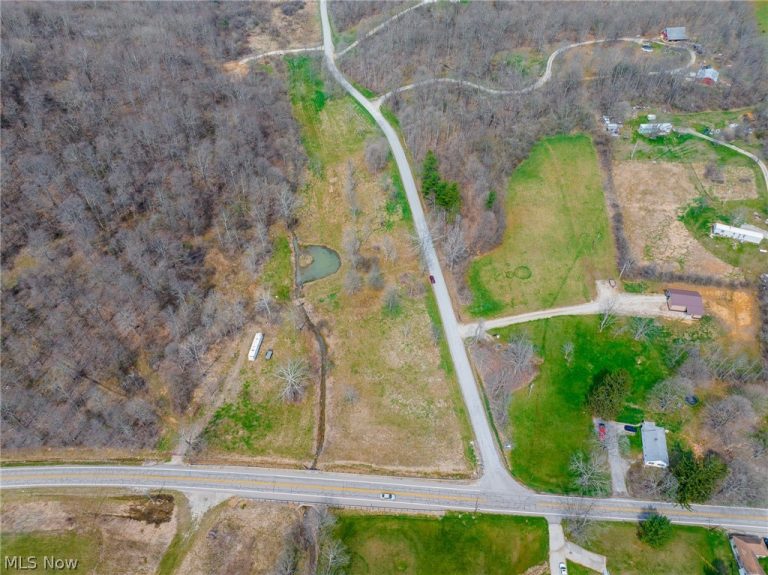 CHRISTIAN HILL RD, Cambridge, OH - Photo 4