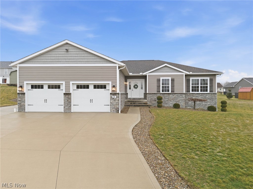 31 Shannon Drive, Apple Creek, OH