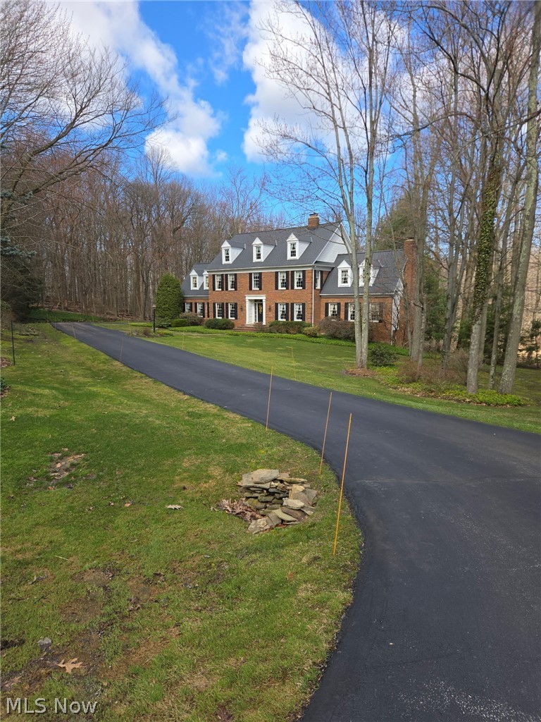 9230 Amber Wood Drive, Kirtland, OH - Photo 2