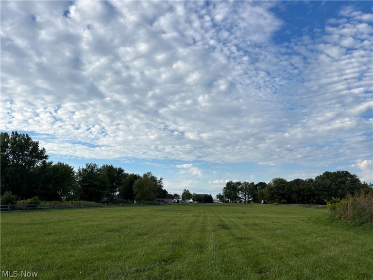 Lake Road, Vermilion, OH - Photo 8