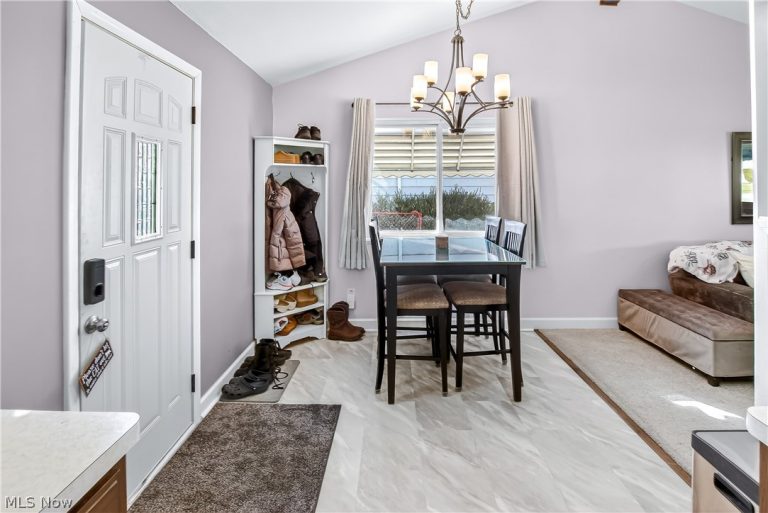 14761 Larkfield Drive, Brook Park, OH - Photo 8