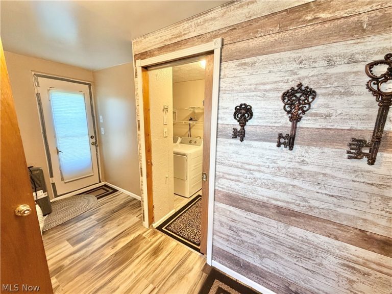 41651 Northwood Street, Elyria, OH - Photo 5