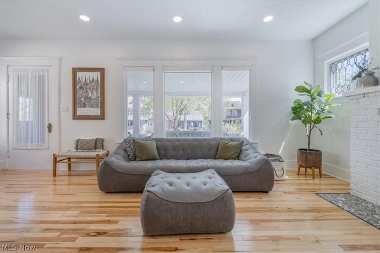 1208 French Avenue, Lakewood, OH - Photo 6