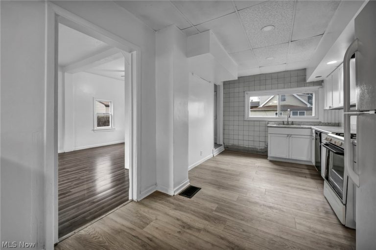 12831 Carrington Avenue, Cleveland, OH - Photo 4