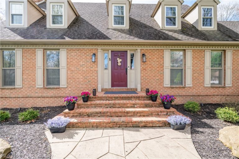 4306 Janell Court, Canfield, OH - Photo 6