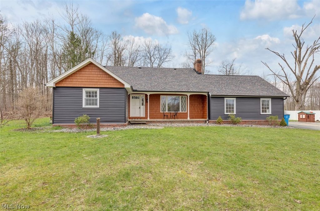 12560 Bass Lake Road, Chardon, OH