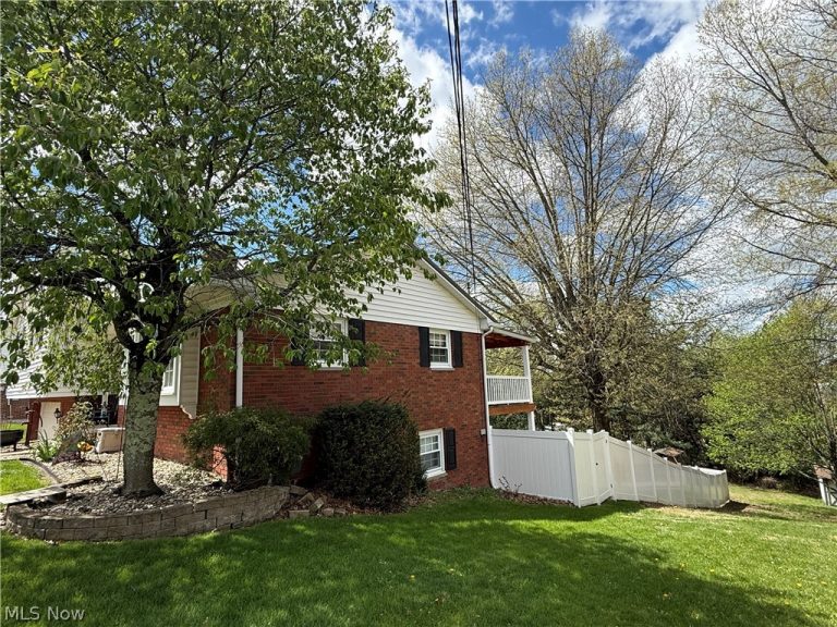 104 Orchard Drive, St Clairsville, OH - Photo 4