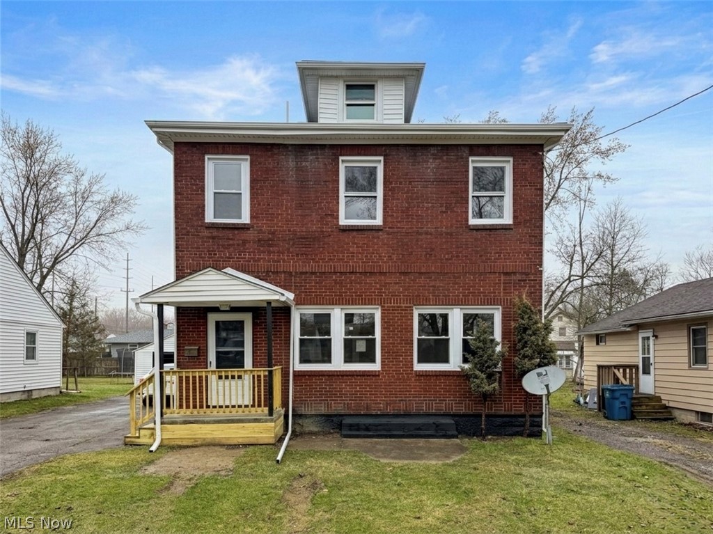 7911 1st Street, Masury, OH
