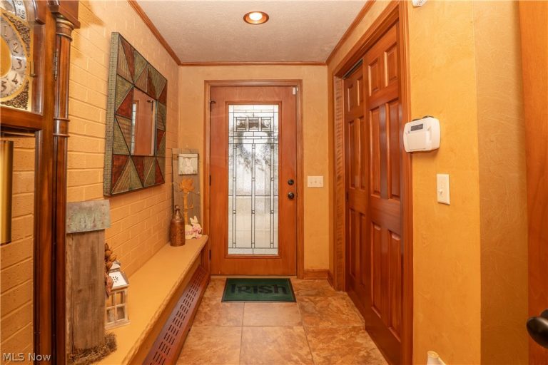 7416 Woodcrest Avenue, Canton, OH - Photo 3