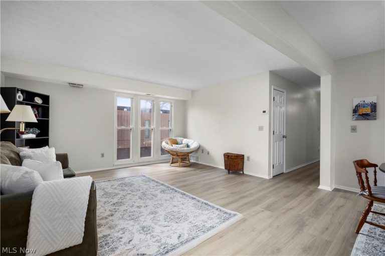 33803 Electric Boulevard #G20, Avon Lake, OH - Photo 5