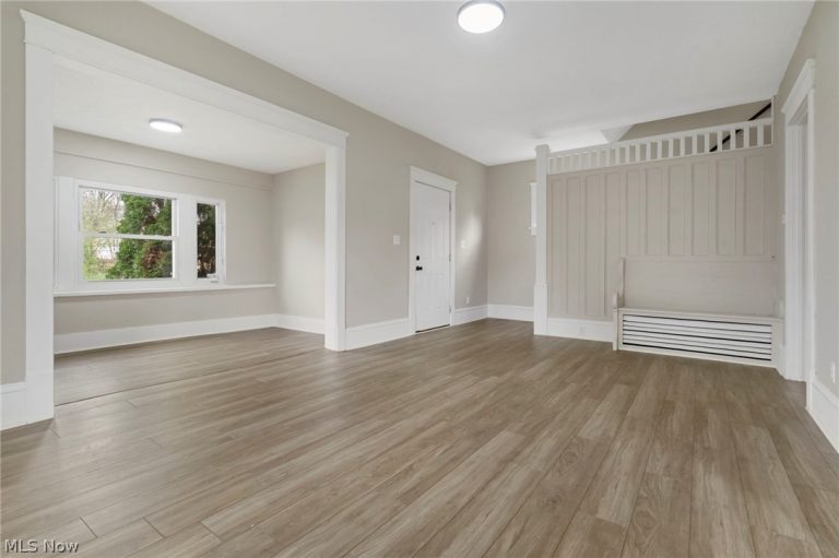 1308 Laiblin Place, Canton, OH - Photo 5