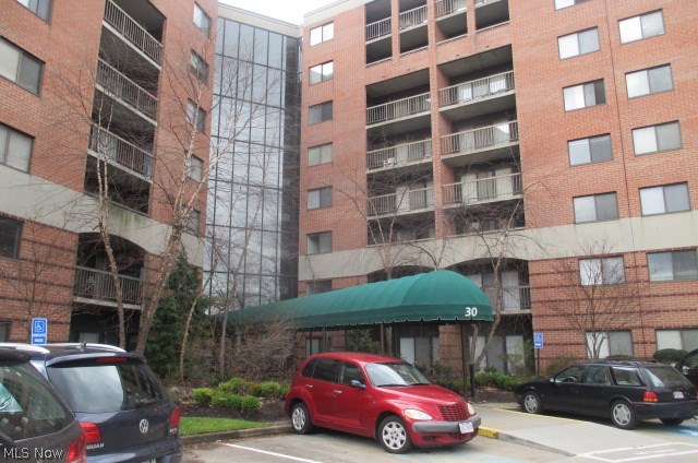 30 Severance Circle, Cleveland Heights, OH, 44118