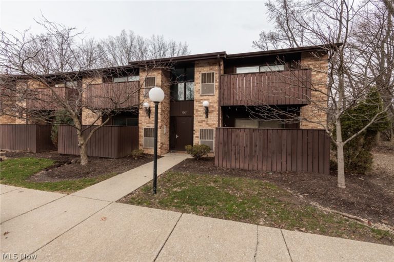 3265 Mayfield Road #29, Cleveland Heights, OH, 44118