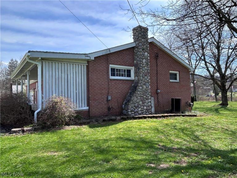 8300 Bear Road, Amsterdam, OH - Photo 6