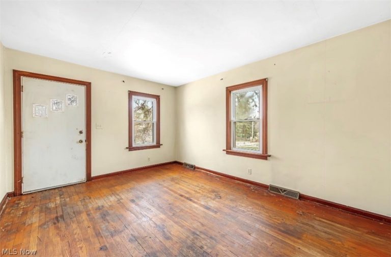 1190 Swartz Road, Akron, OH - Photo 2