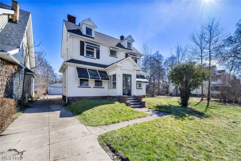 3427 121st Street, Cleveland, OH - Photo 2