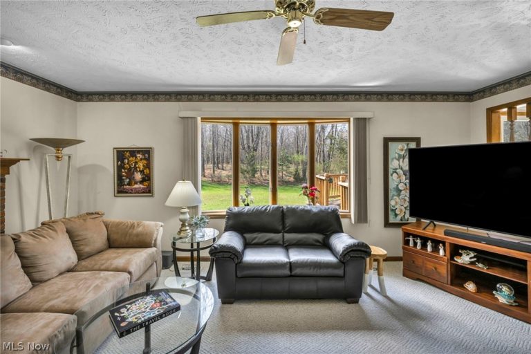 14126 Crystal Creek Drive, Strongsville, OH - Photo 5