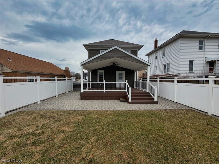 2012 Fairmont Avenue, Steubenville, OH - Photo 4