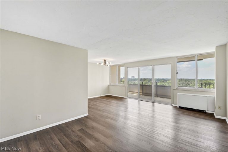 12900 Lake Avenue #1415, Lakewood, OH - Photo 5