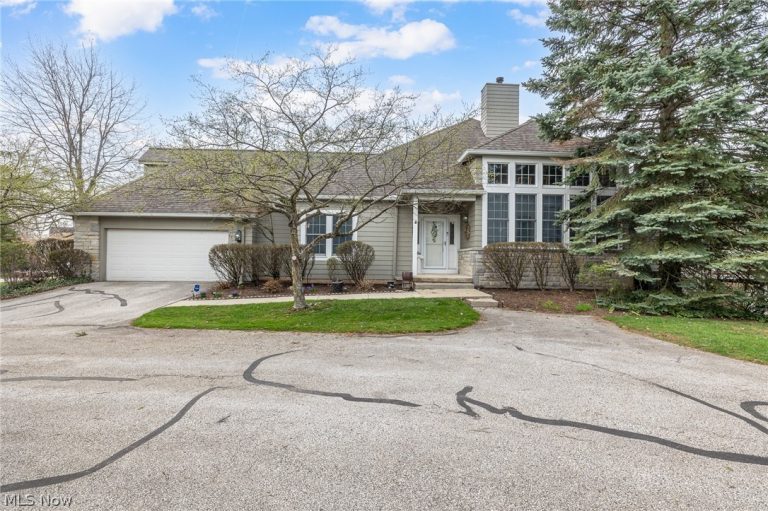71 Haskell Drive, Bratenahl, OH, 44108