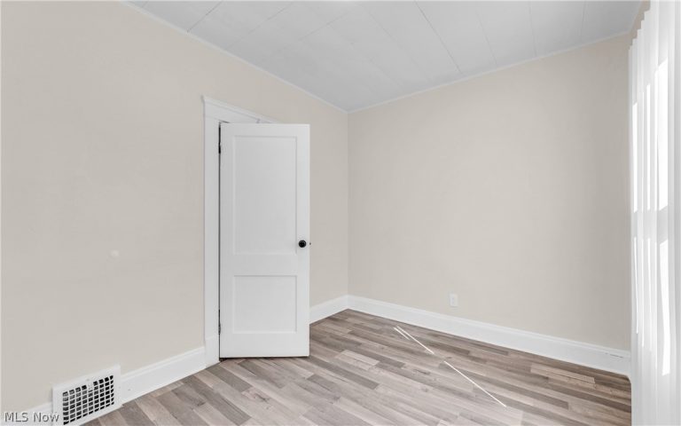 13410 Kelso Avenue, Cleveland, OH - Photo 4