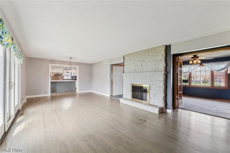 229 Vassar Avenue, Elyria, OH - Photo 8