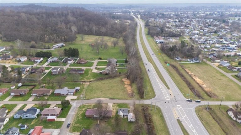 Braun Road (North Side), Belpre, OH - Photo 5