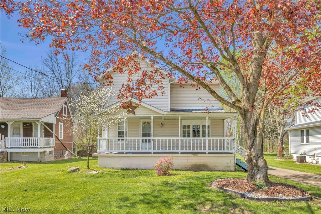 2140 Gardenland Avenue, Niles, OH