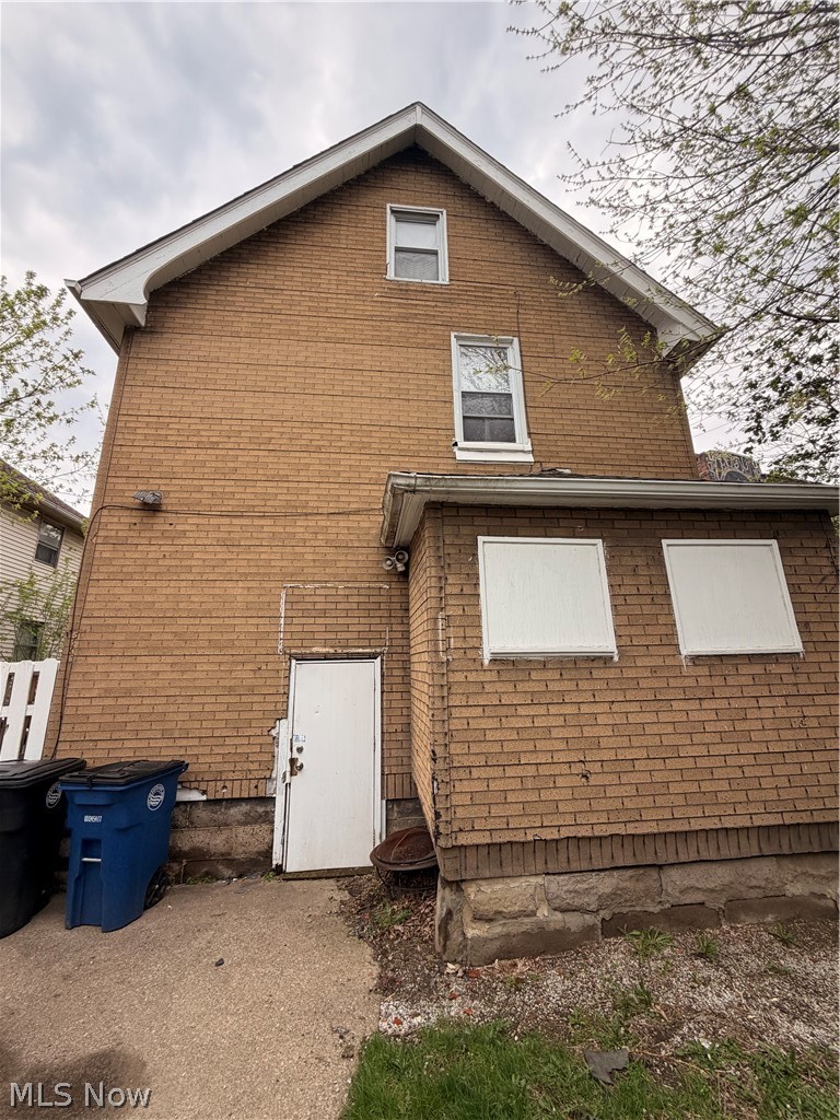 3588 66th Street, Cleveland, OH - Photo 3
