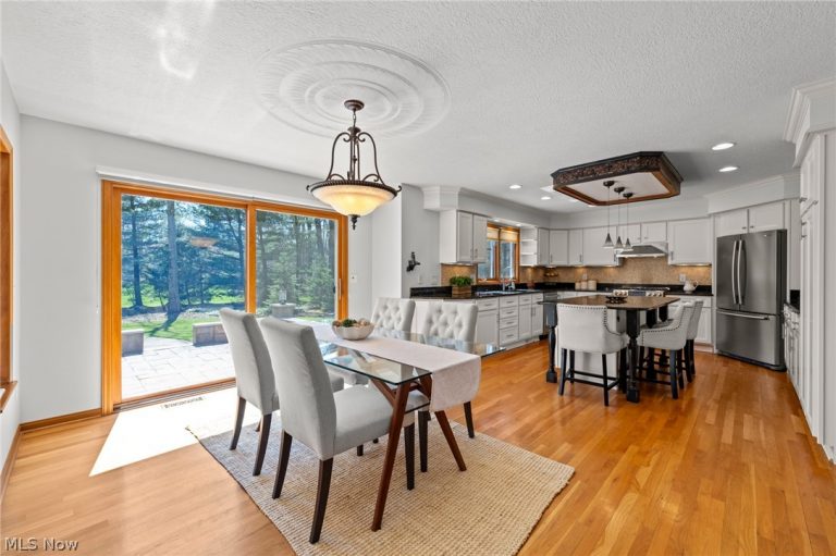 34540 Seminole Way, Solon, OH - Photo 5