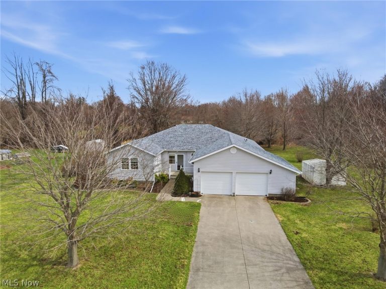 28 Lake Park Road, Conneaut, OH, 44030