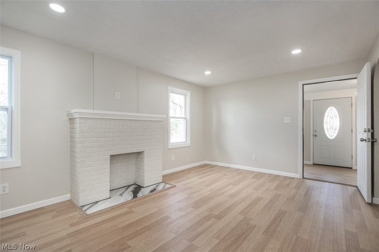 1184 Niagara Avenue, Akron, OH - Photo 6